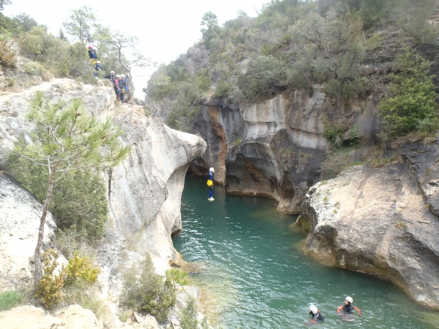  Friends in a ravine in Cuenca 